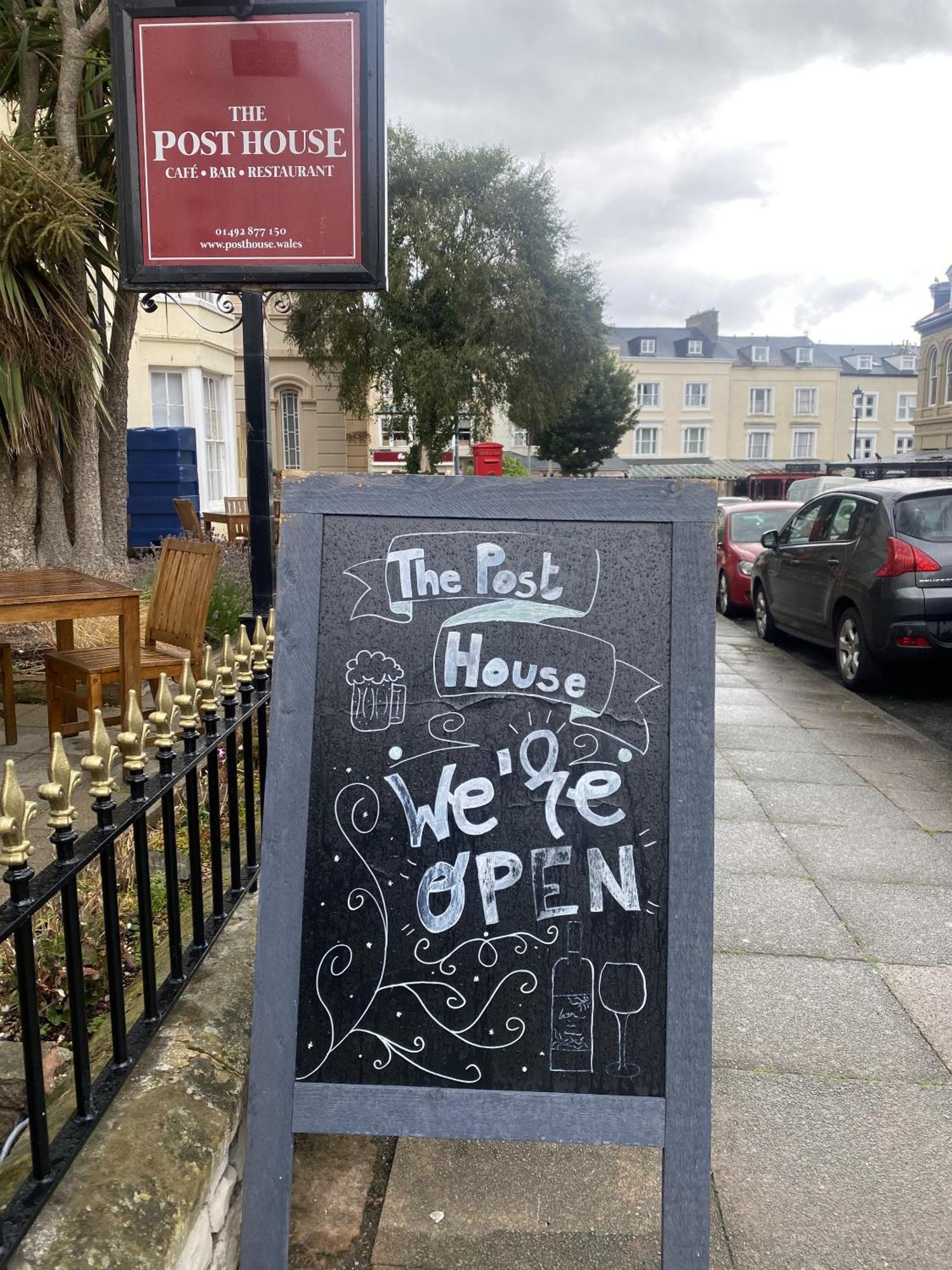 The Post House, Llandudno Hotel Eksteriør billede